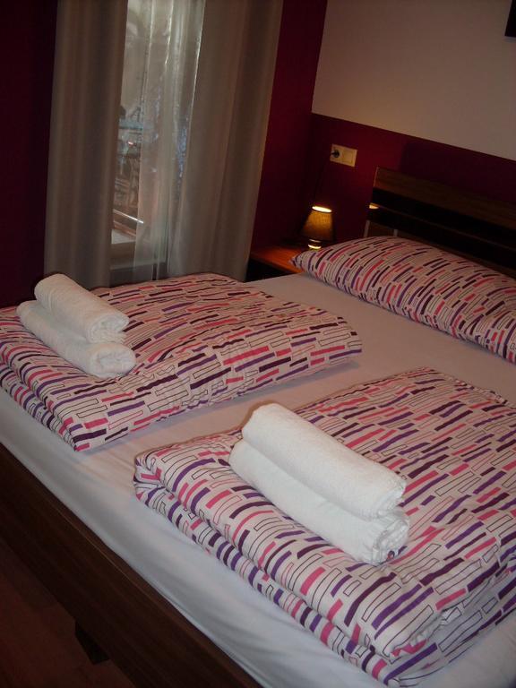 Cecilia Apartman Leilighet Sárvár Rom bilde
