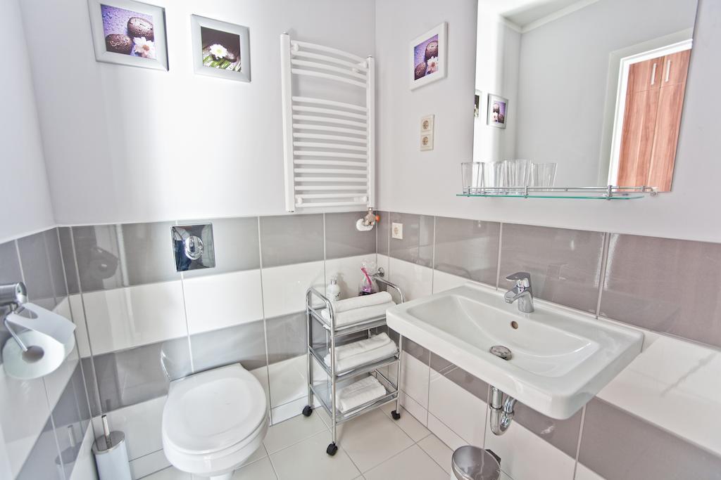 Cecilia Apartman Leilighet Sárvár Rom bilde